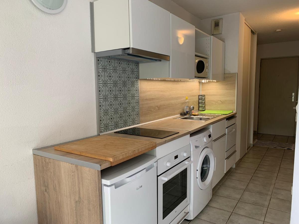 Les Appartements De La Marina Sanary-sur-Mer Luaran gambar