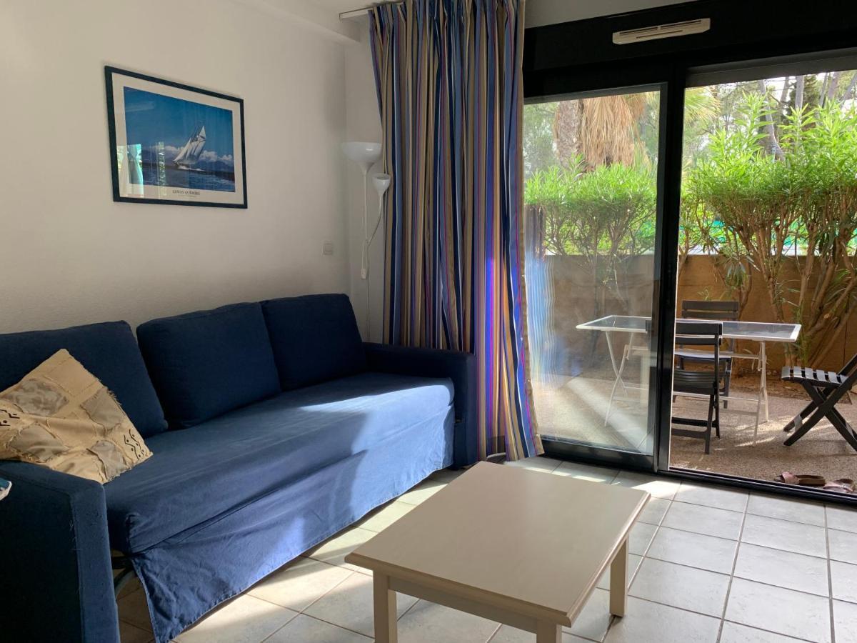 Les Appartements De La Marina Sanary-sur-Mer Luaran gambar