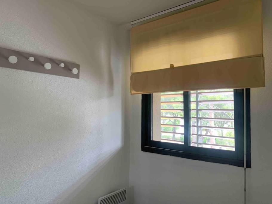 Les Appartements De La Marina Sanary-sur-Mer Luaran gambar