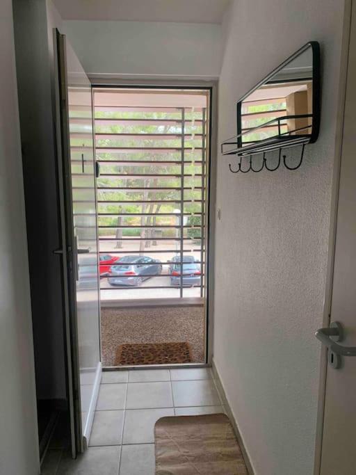 Les Appartements De La Marina Sanary-sur-Mer Luaran gambar