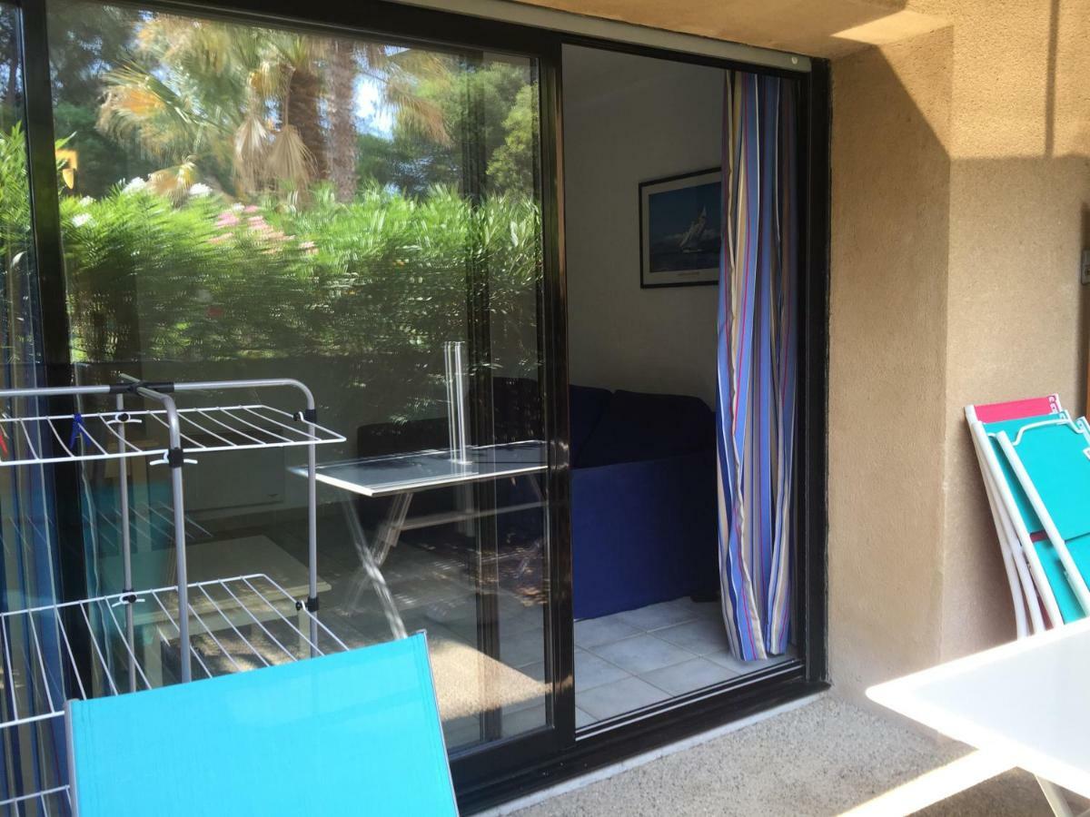 Les Appartements De La Marina Sanary-sur-Mer Luaran gambar